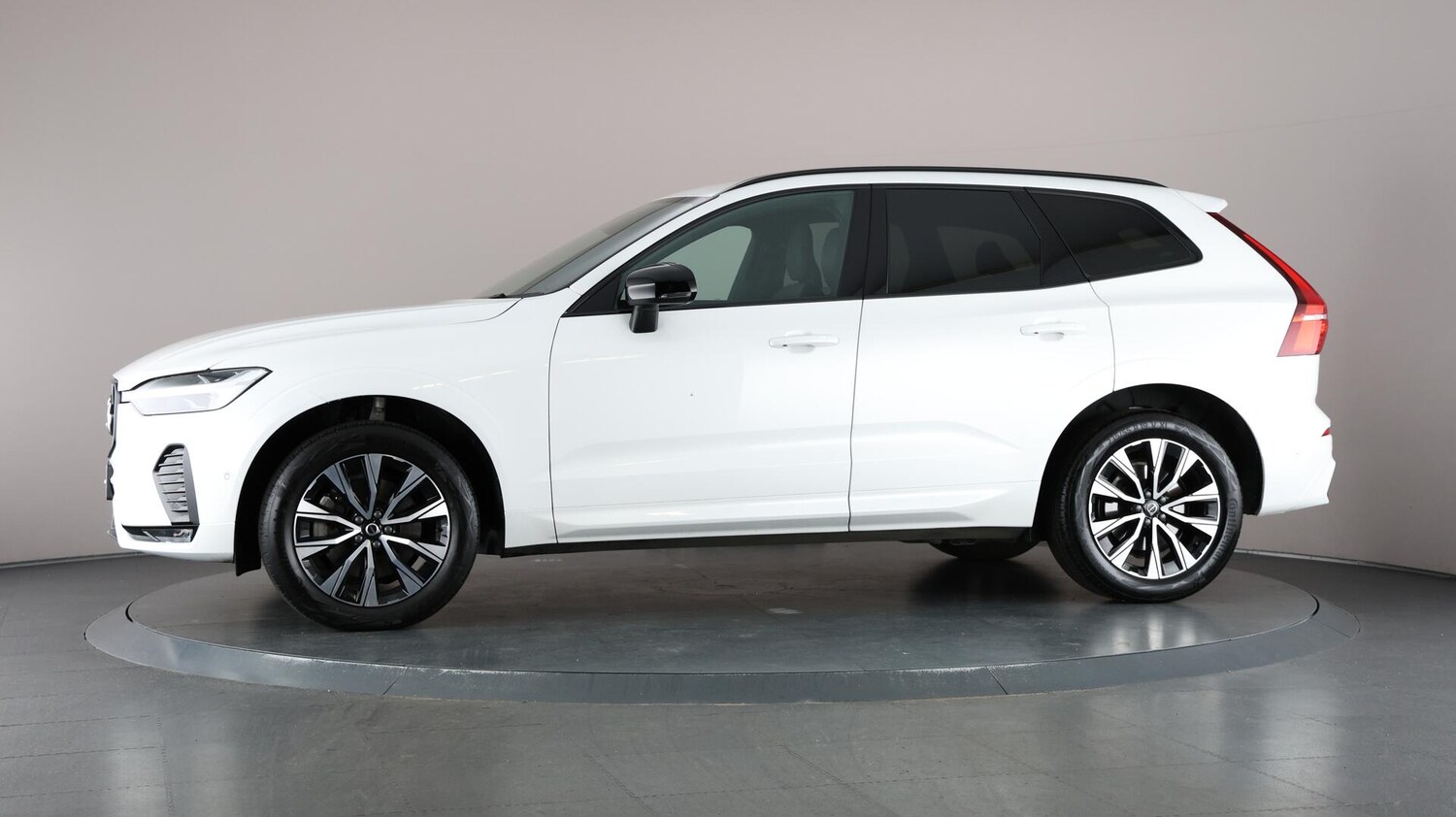 Used Volvo XC60 2024 for sale - 76759409: Photo 41