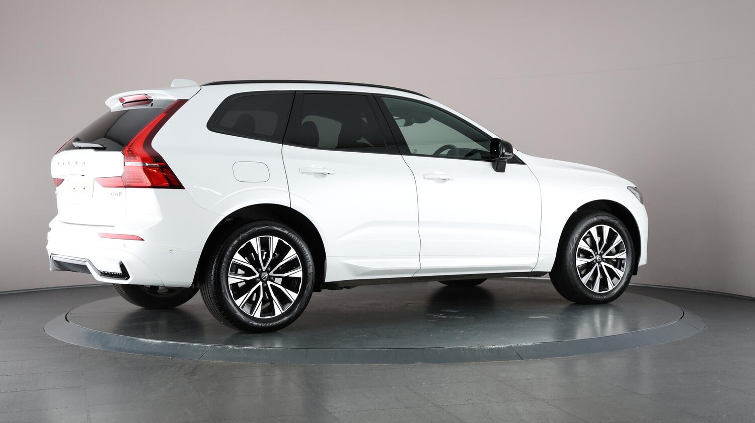 Used Volvo XC60 2024 for sale - 76759409: Photo 67