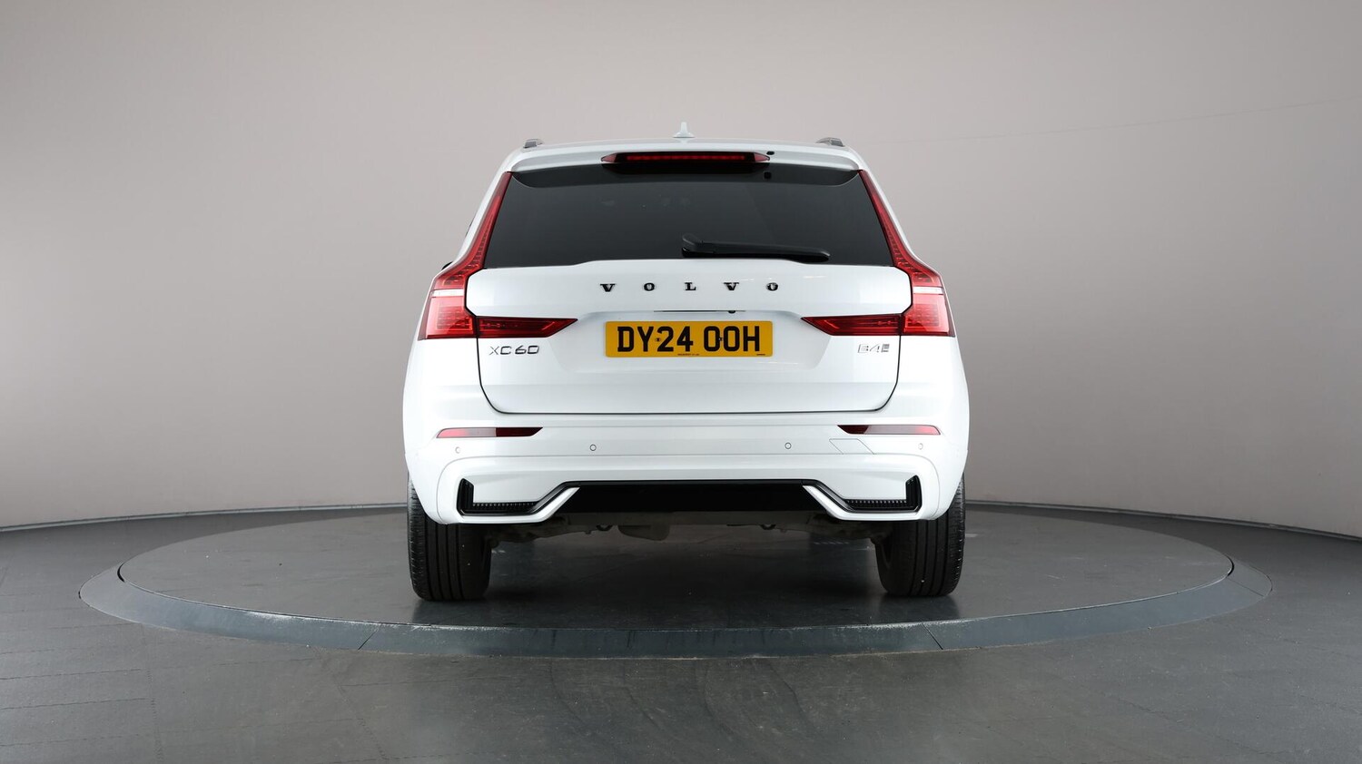 Used Volvo XC60 2024 for sale - 76759409: Photo 75