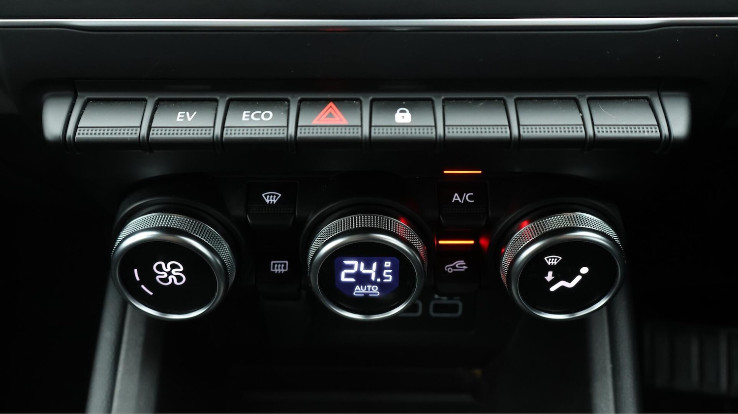 Used Renault Clio 2025 for sale - 76485919: Photo 12