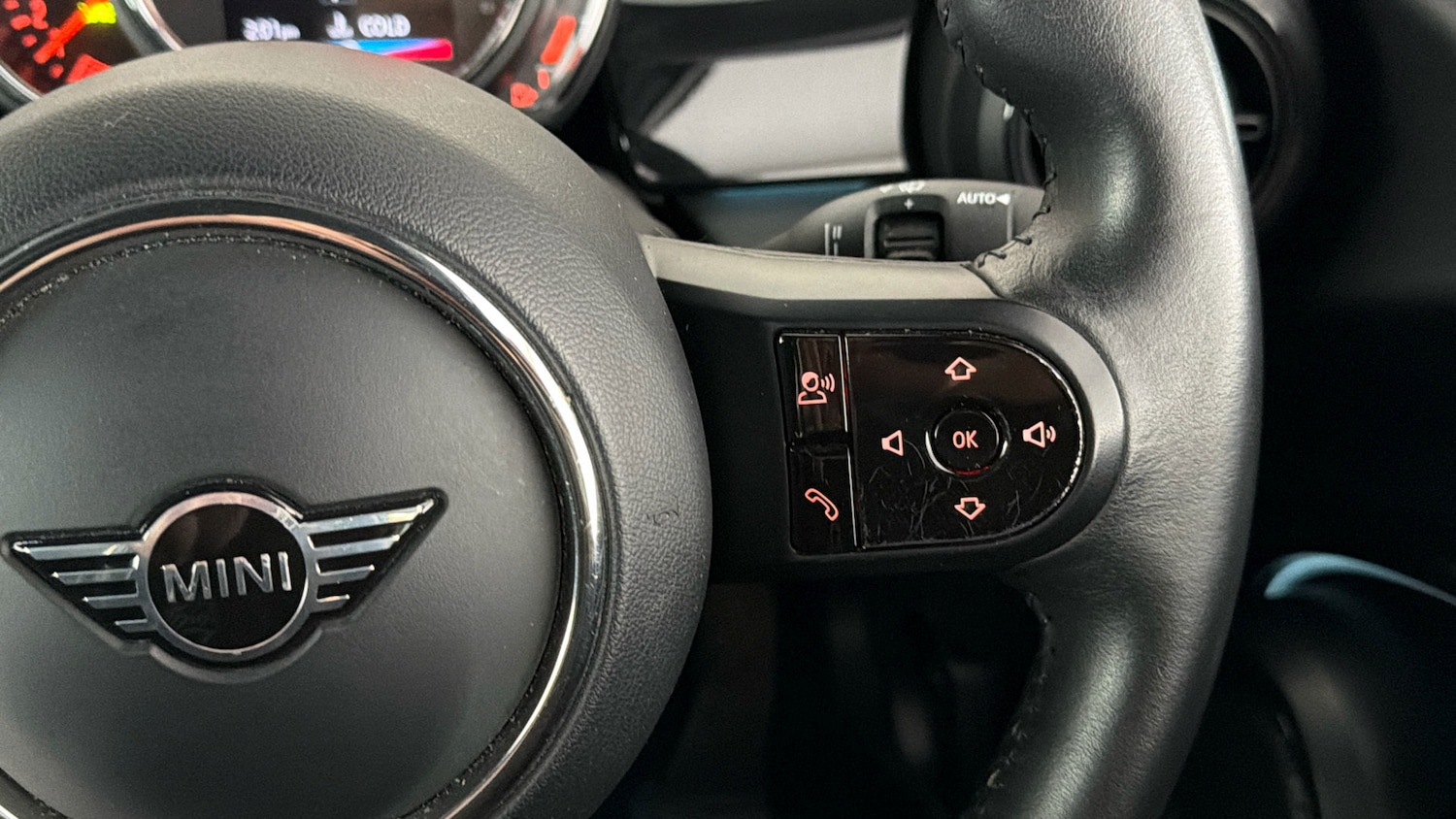 Used MINI Convertible 2023 for sale - 77889681: Photo 16