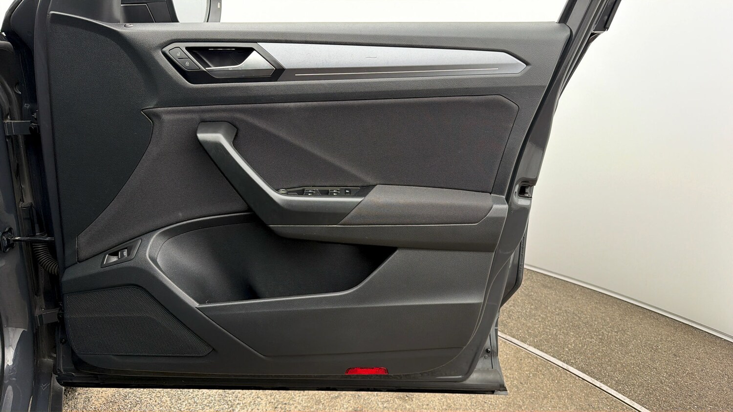 Used Volkswagen T-Roc 2022 for sale - 78162092: Photo 14