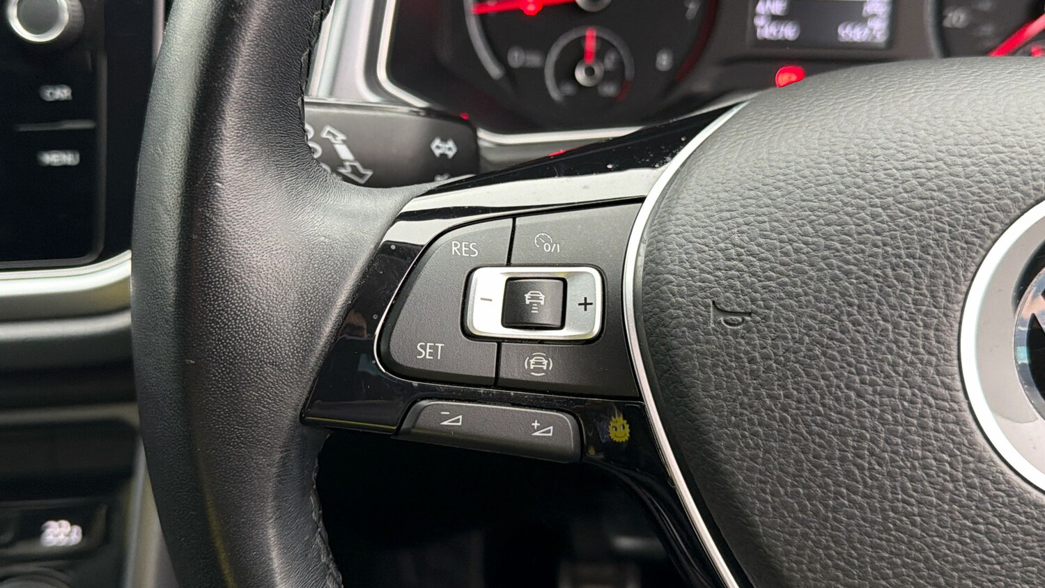 Used Volkswagen T-Roc 2022 for sale - 78162092: Photo 22