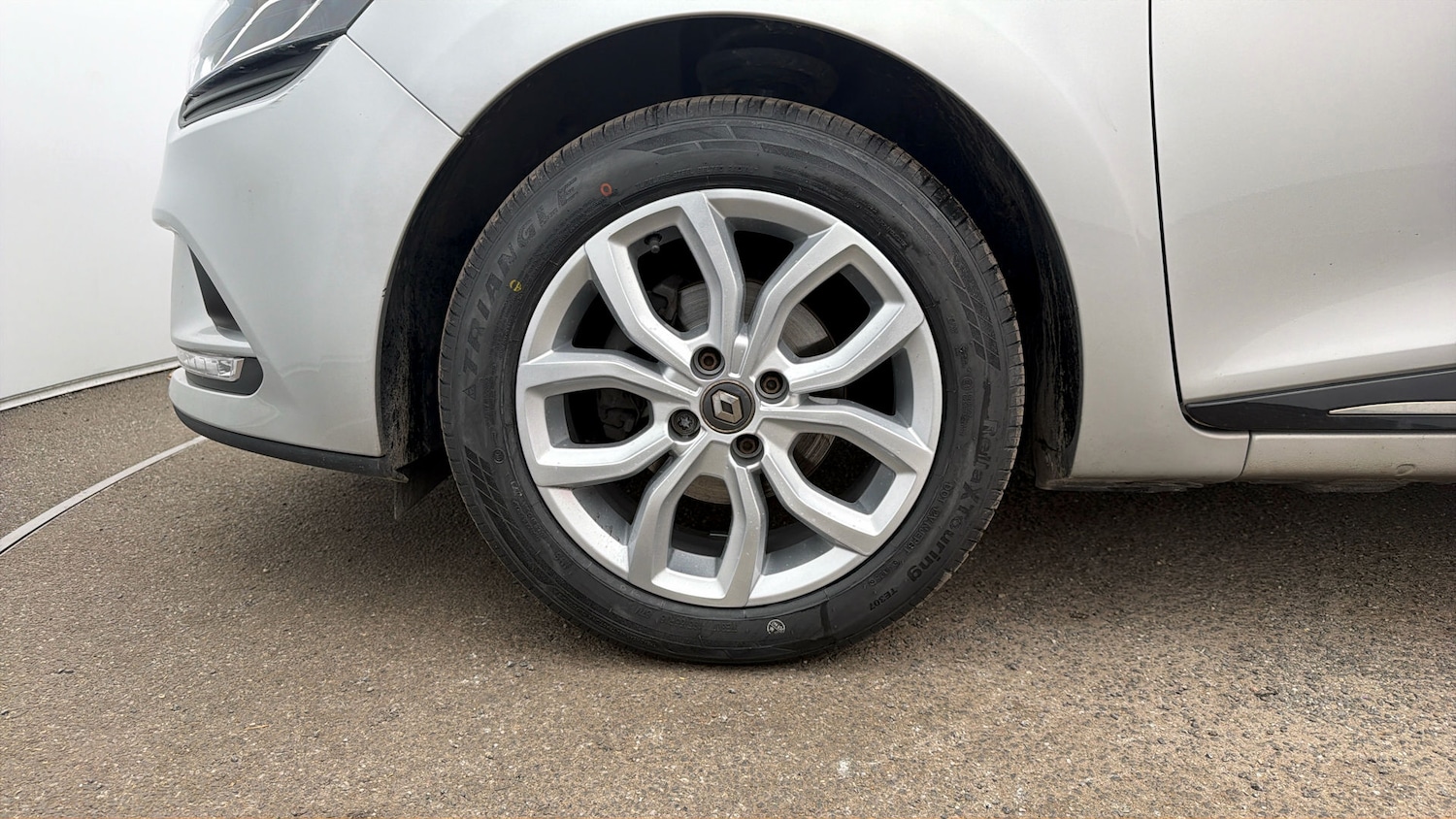 Used Renault Clio 2018 for sale - 78037357: Photo 17