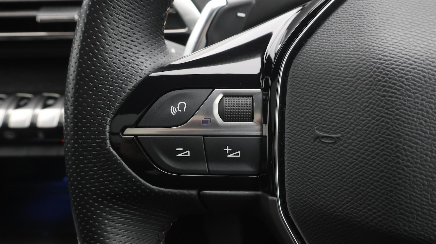 Used Peugeot 3008 2020 for sale - 76743254: Photo 27