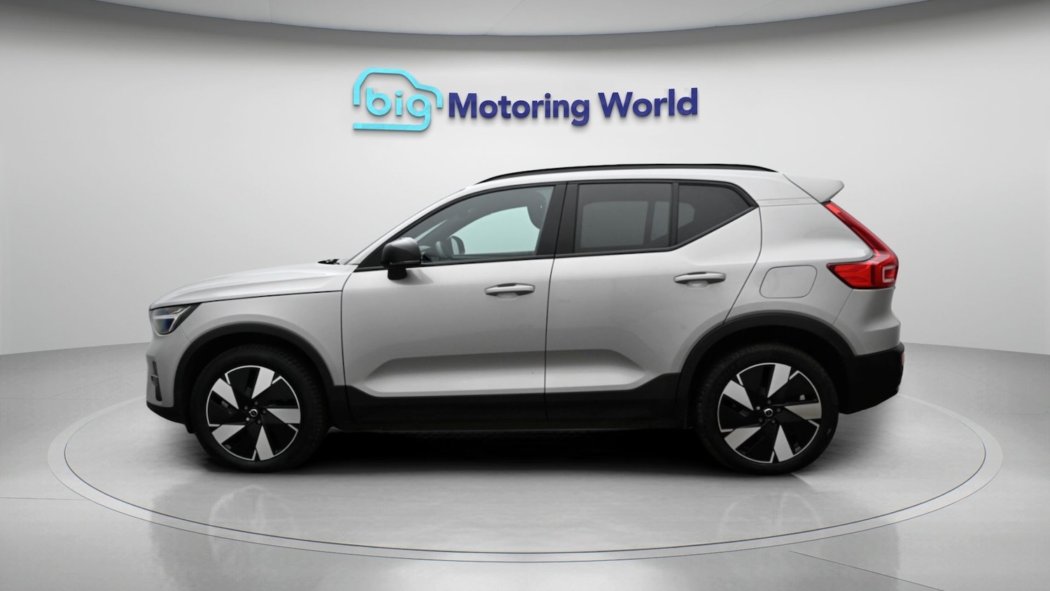 Used Volvo XC40 2023 for sale - 78122681: Photo 4