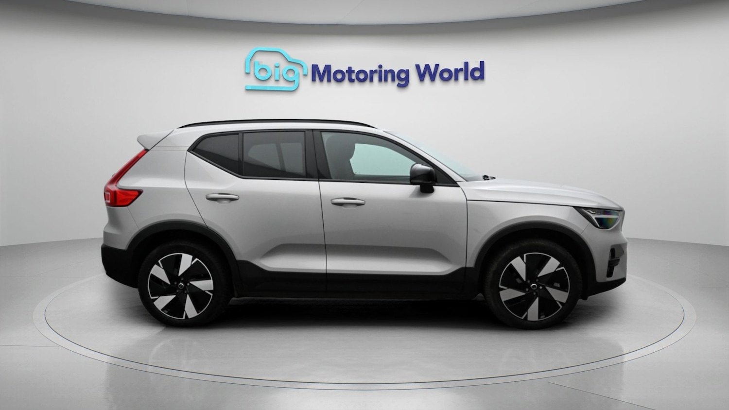 Used Volvo XC40 2023 for sale - 78122681: Photo 8