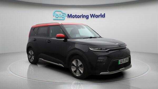 Used Kia Soul 2021 for sale - 76239417: Photo 2