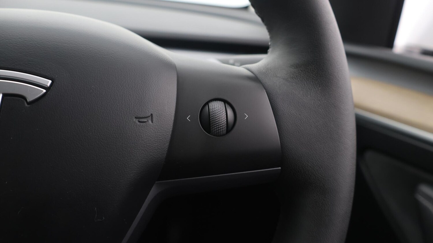 Used Tesla Model Y 2022 for sale - 76607924: Photo 28