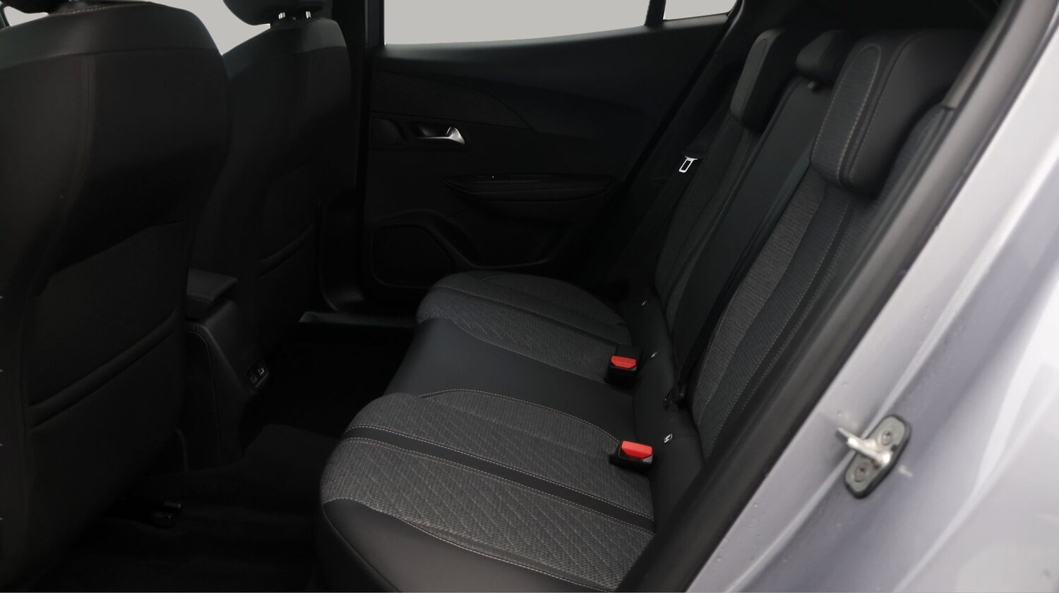 Used Peugeot 2008 2024 for sale - 77581906: Photo 16