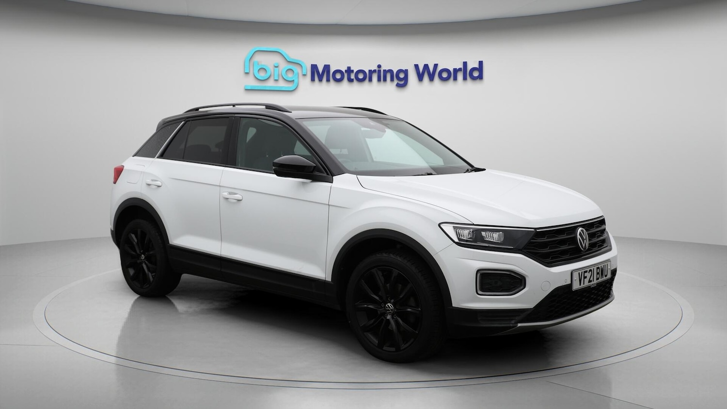 Used Volkswagen T-Roc 2021 for sale - 76109724: Photo 2