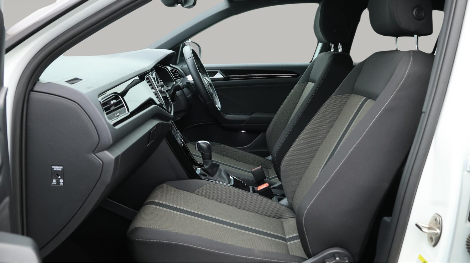 Used Volkswagen T-Roc 2021 for sale - 76109724: Photo 20