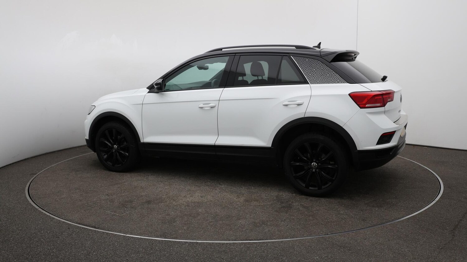 Used Volkswagen T-Roc 2021 for sale - 76109724: Photo 35