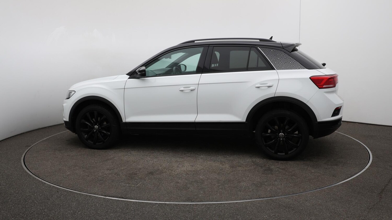 Used Volkswagen T-Roc 2021 for sale - 76109724: Photo 58