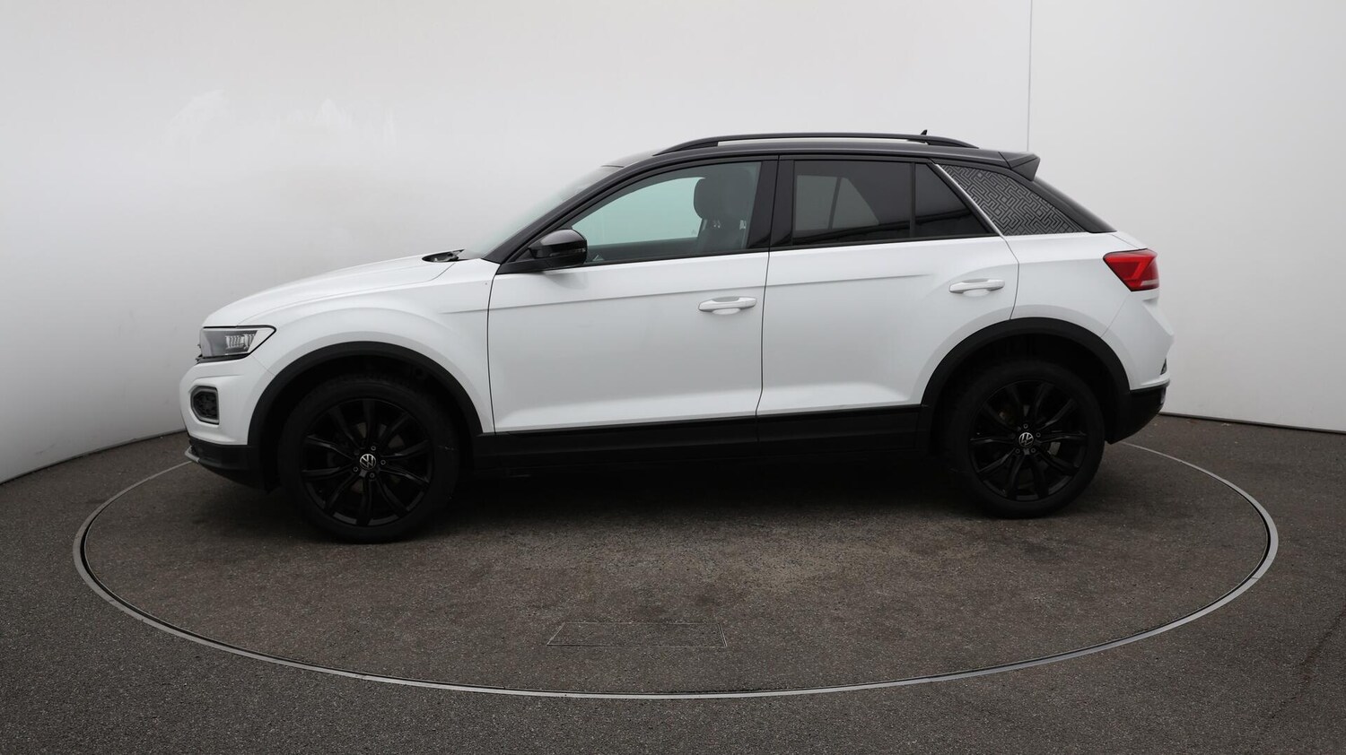 Used Volkswagen T-Roc 2021 for sale - 76109724: Photo 65