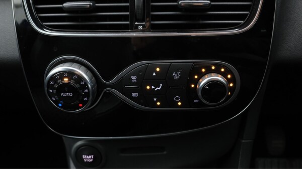 Used Renault Clio 2019 for sale - 76295773: Photo 13