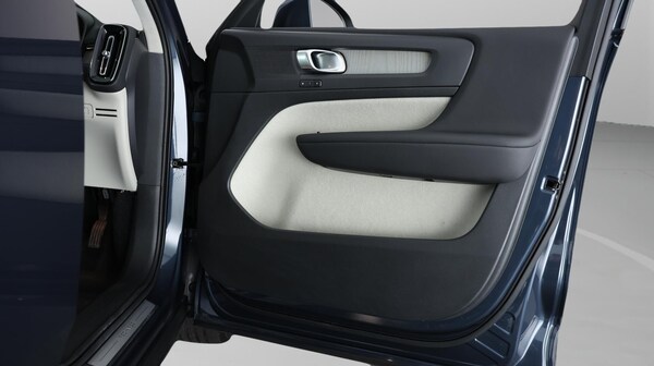 Used Volvo XC40 2021 for sale - 76227777: Photo 16