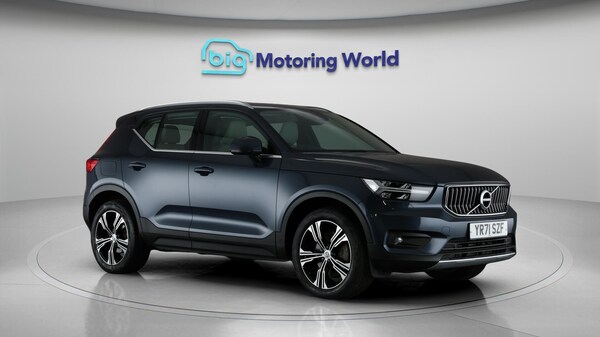 Used Volvo XC40 2021 for sale - 76227777: Photo 2