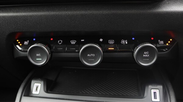 Used Citroen C4 2023 for sale - 76259557: Photo 13