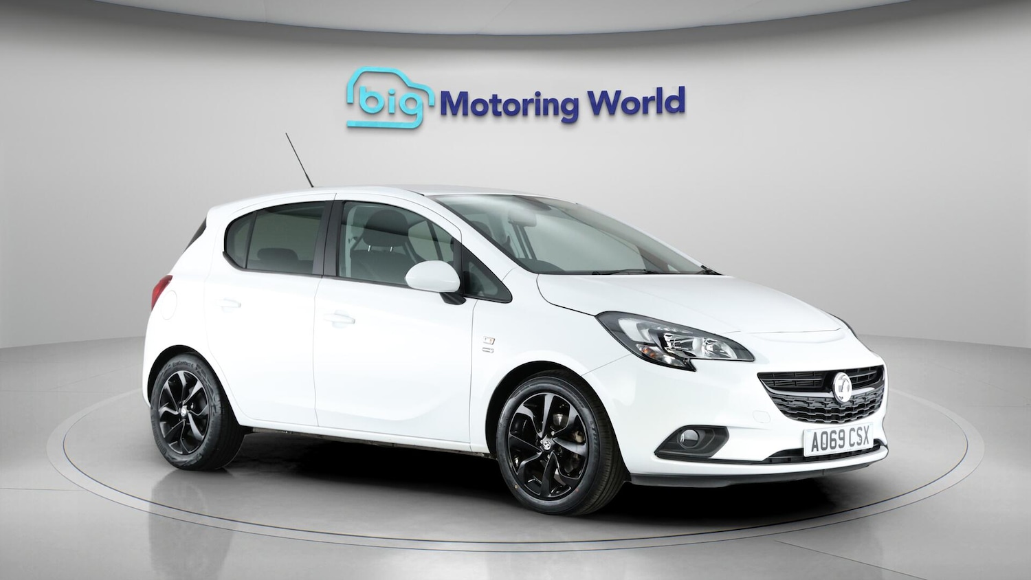 Used Vauxhall Corsa 2019 for sale - 76666503: Photo 2