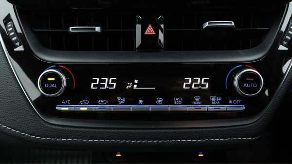 Used Toyota Corolla 2020 for sale - 76214147: Photo 13