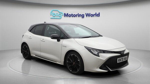 Used Toyota Corolla 2020 for sale - 76214147: Photo 2