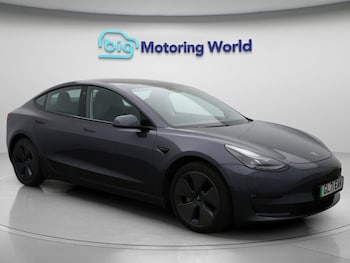 Tesla - Model 3