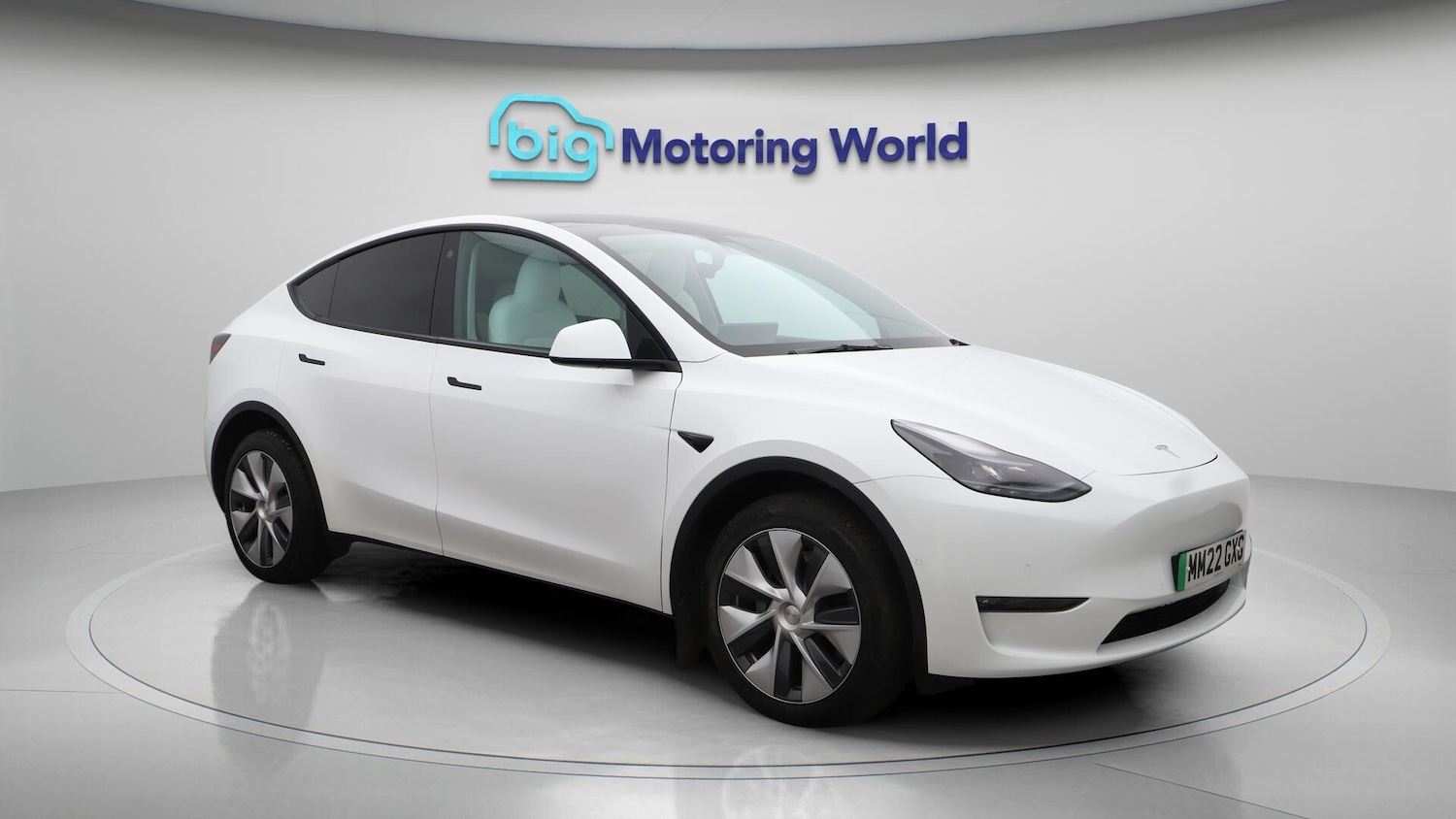 Used Tesla Model Y 2022 for sale - 76689874: Photo 2