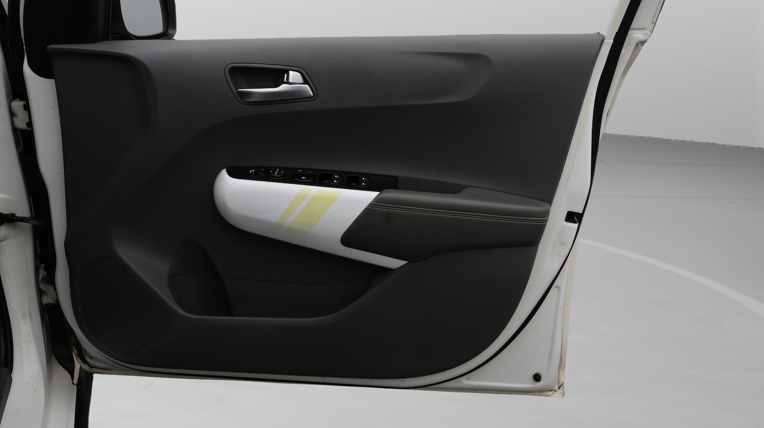 Used Kia Picanto 2018 for sale - 76432485: Photo 16