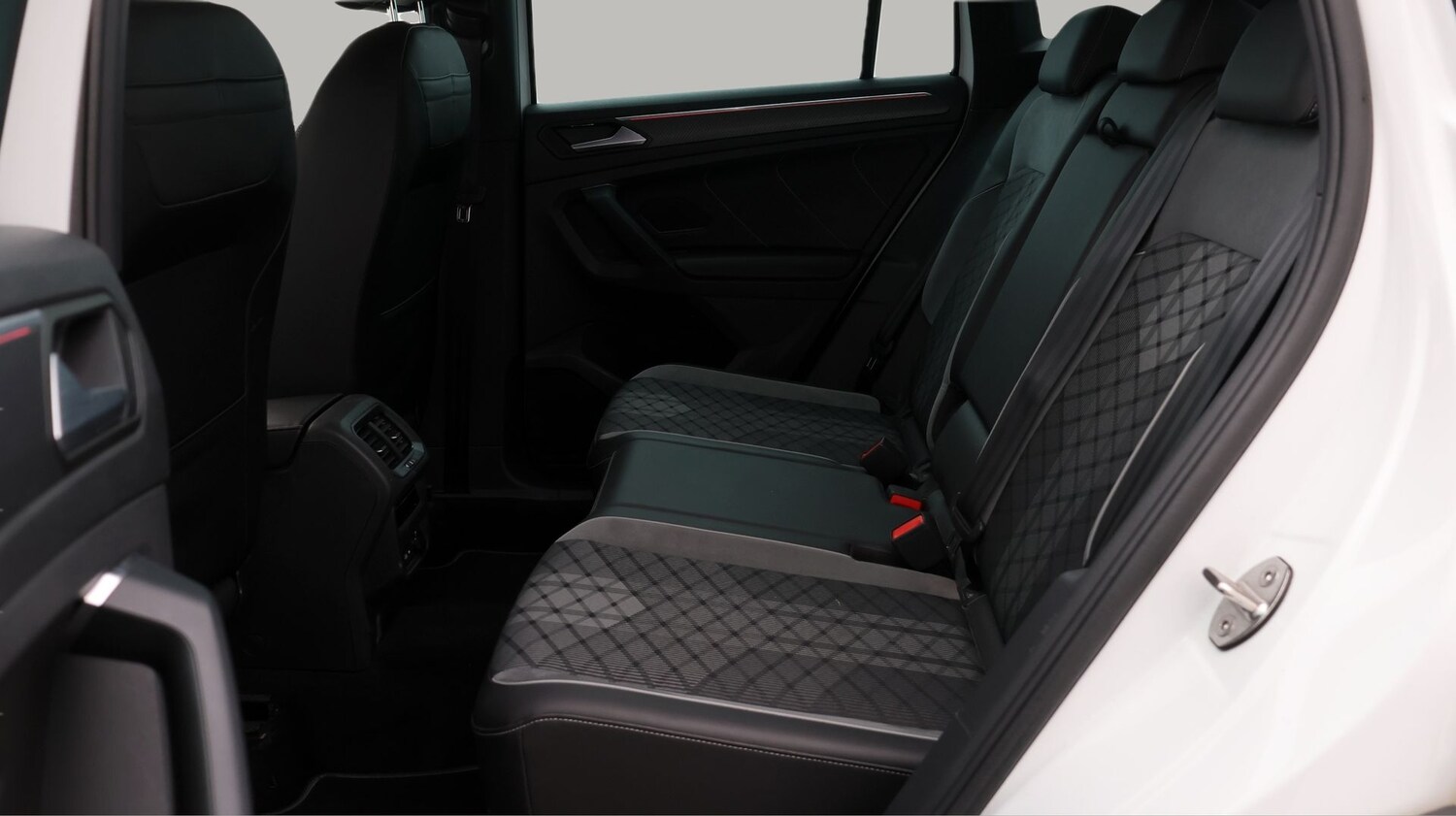 Used Volkswagen Tiguan 2023 for sale - 77367535: Photo 16