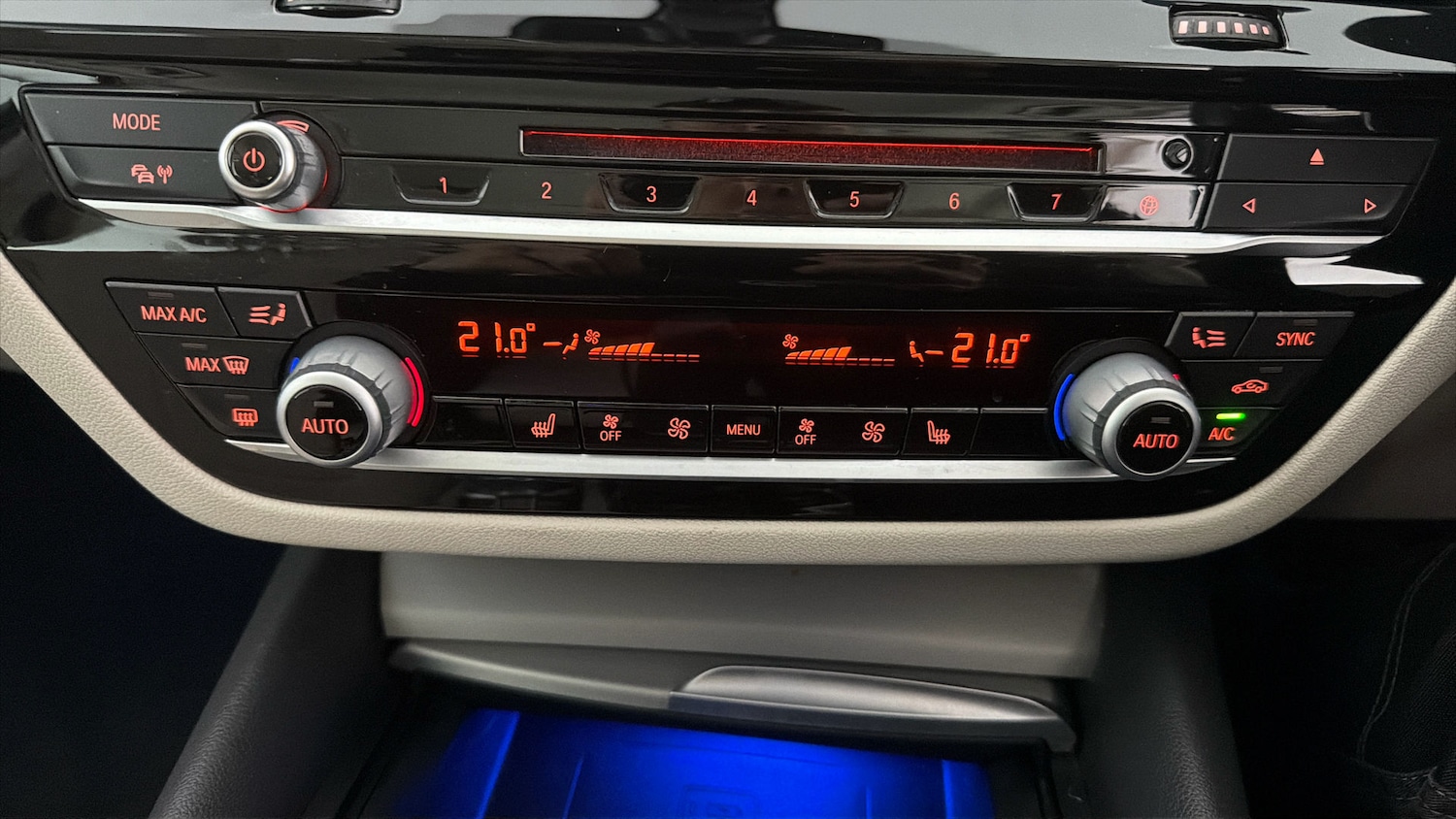 Used BMW 5 Series 2018 for sale - 77974111: Photo 11