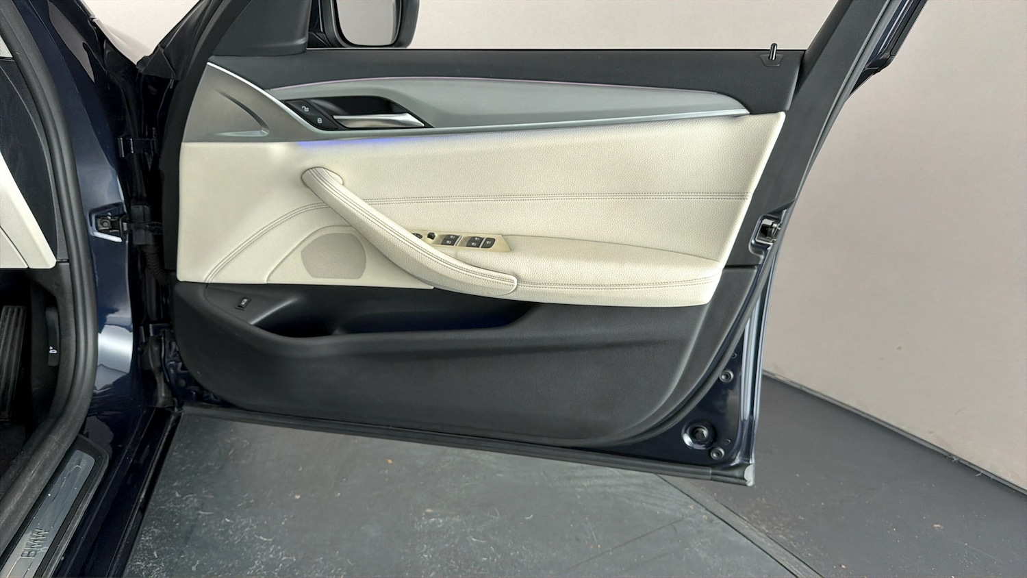 Used BMW 5 Series 2018 for sale - 77974111: Photo 14