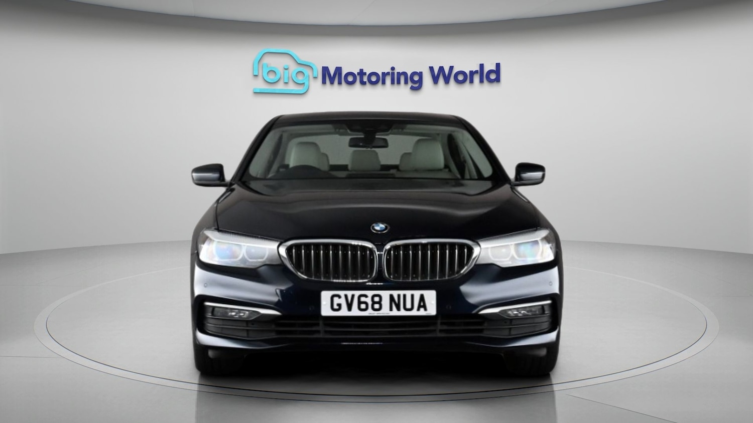 Used BMW 5 Series 2018 for sale - 77974111: Photo 2
