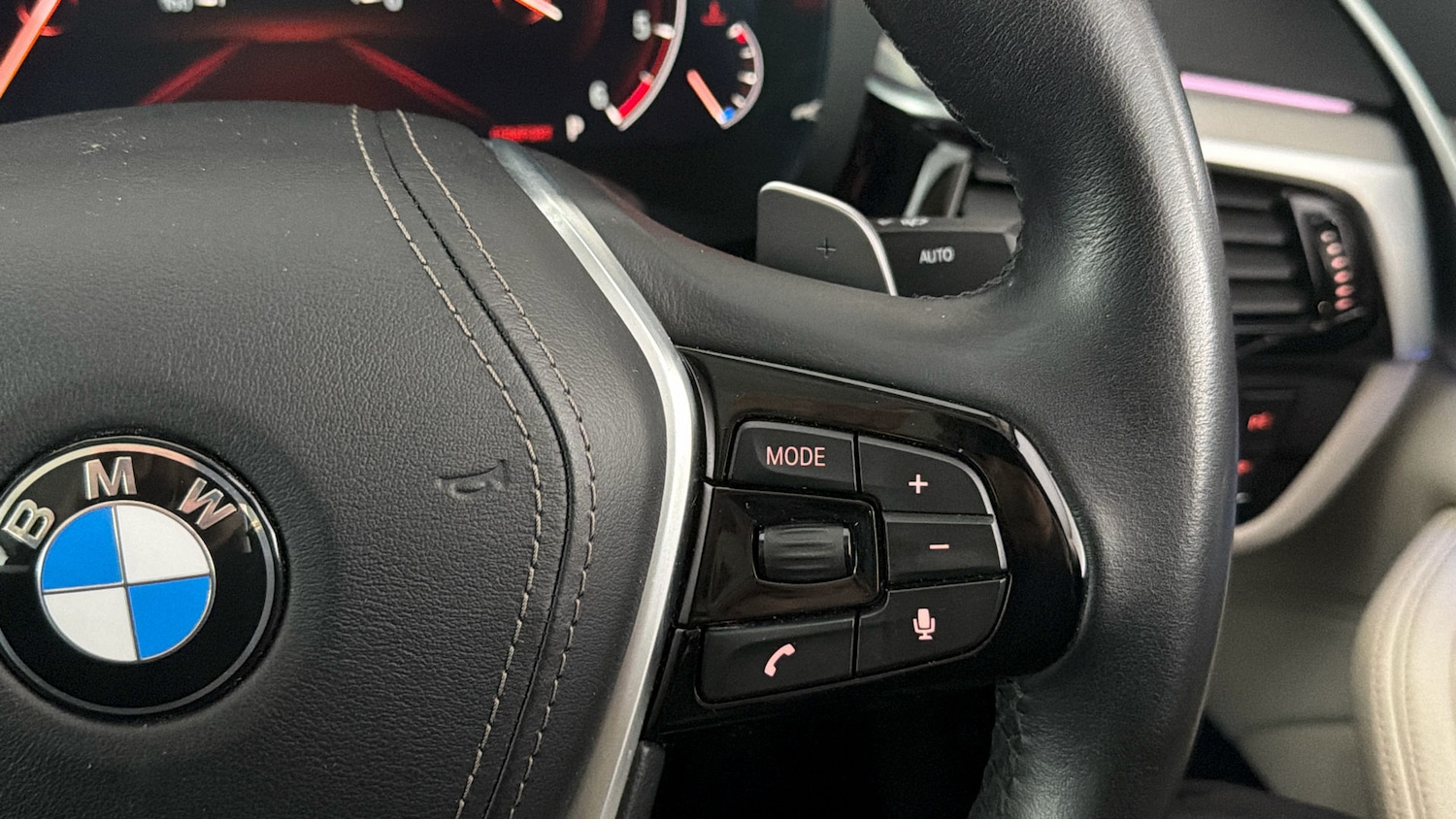 Used BMW 5 Series 2018 for sale - 77974111: Photo 24