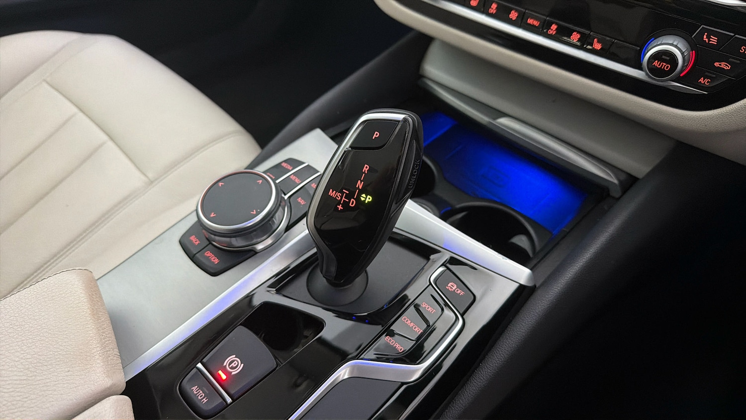 Used BMW 5 Series 2018 for sale - 77974111: Photo 25