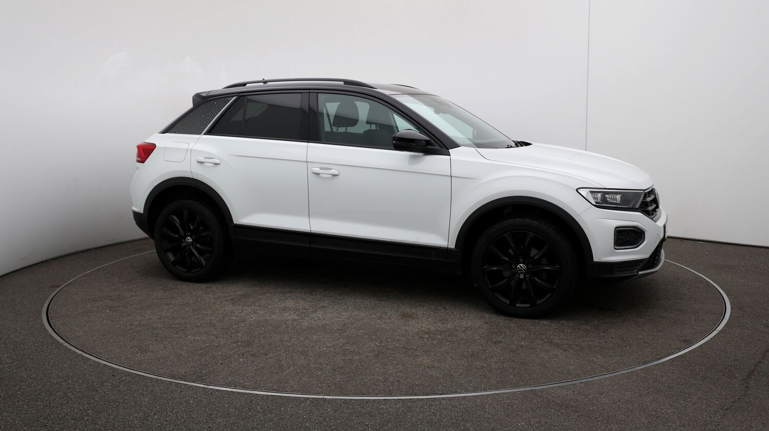 Used Volkswagen T-Roc for sale - 76815284: Photo 33