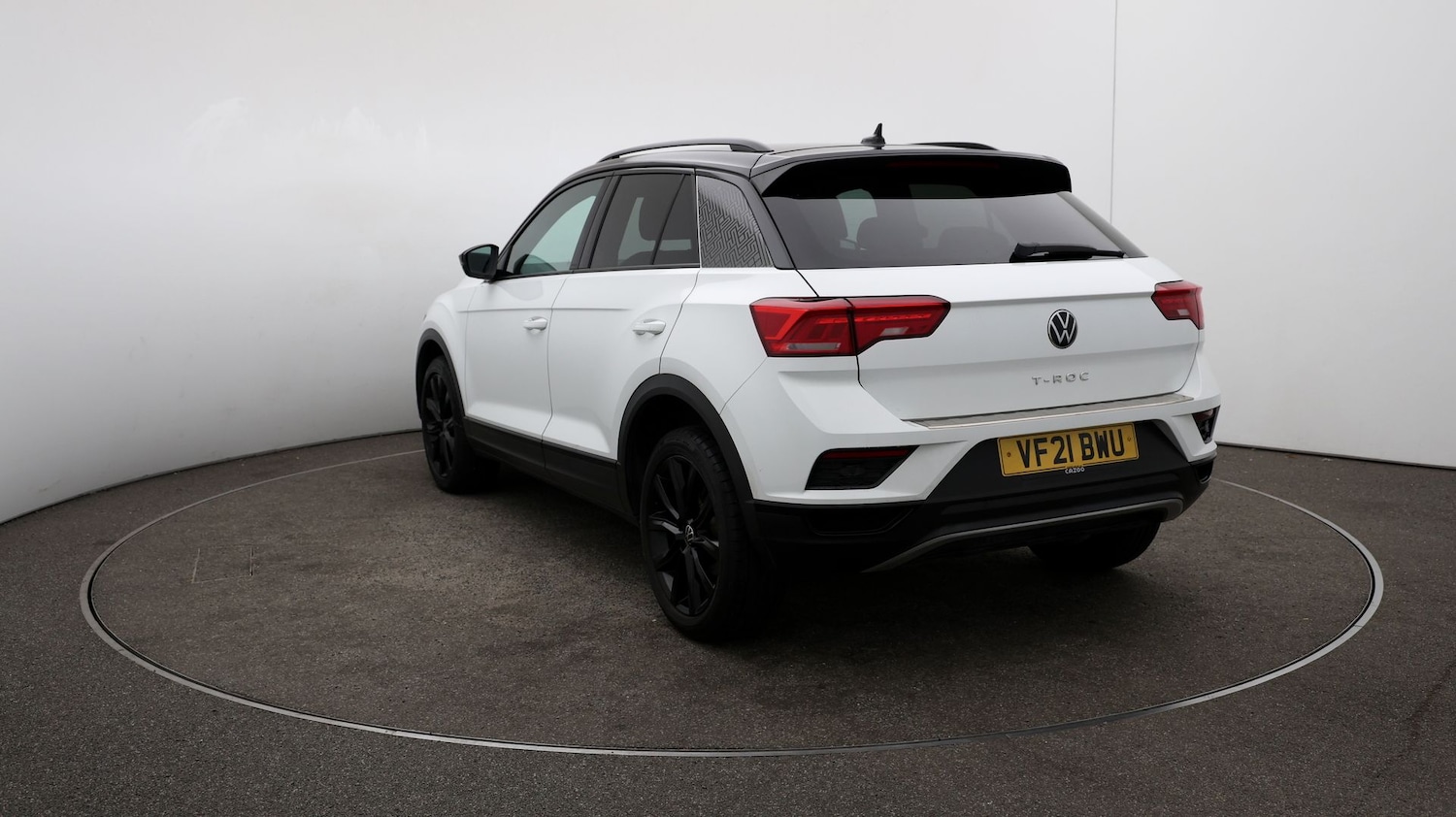 Used Volkswagen T-Roc for sale - 76815284: Photo 53