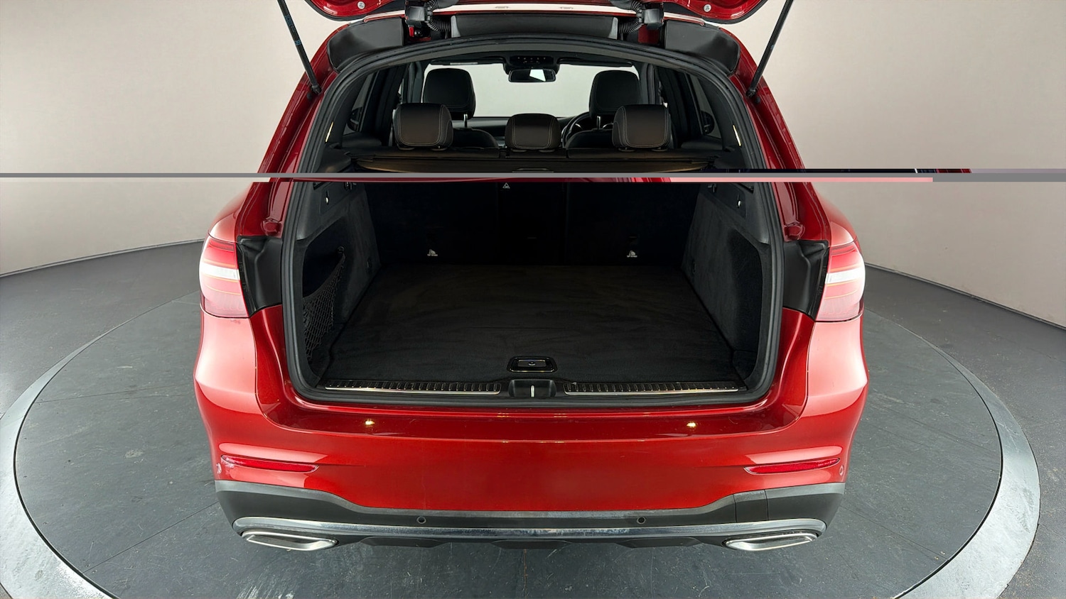 Used Mercedes-Benz GLC 2018 for sale - 77947229: Photo 16