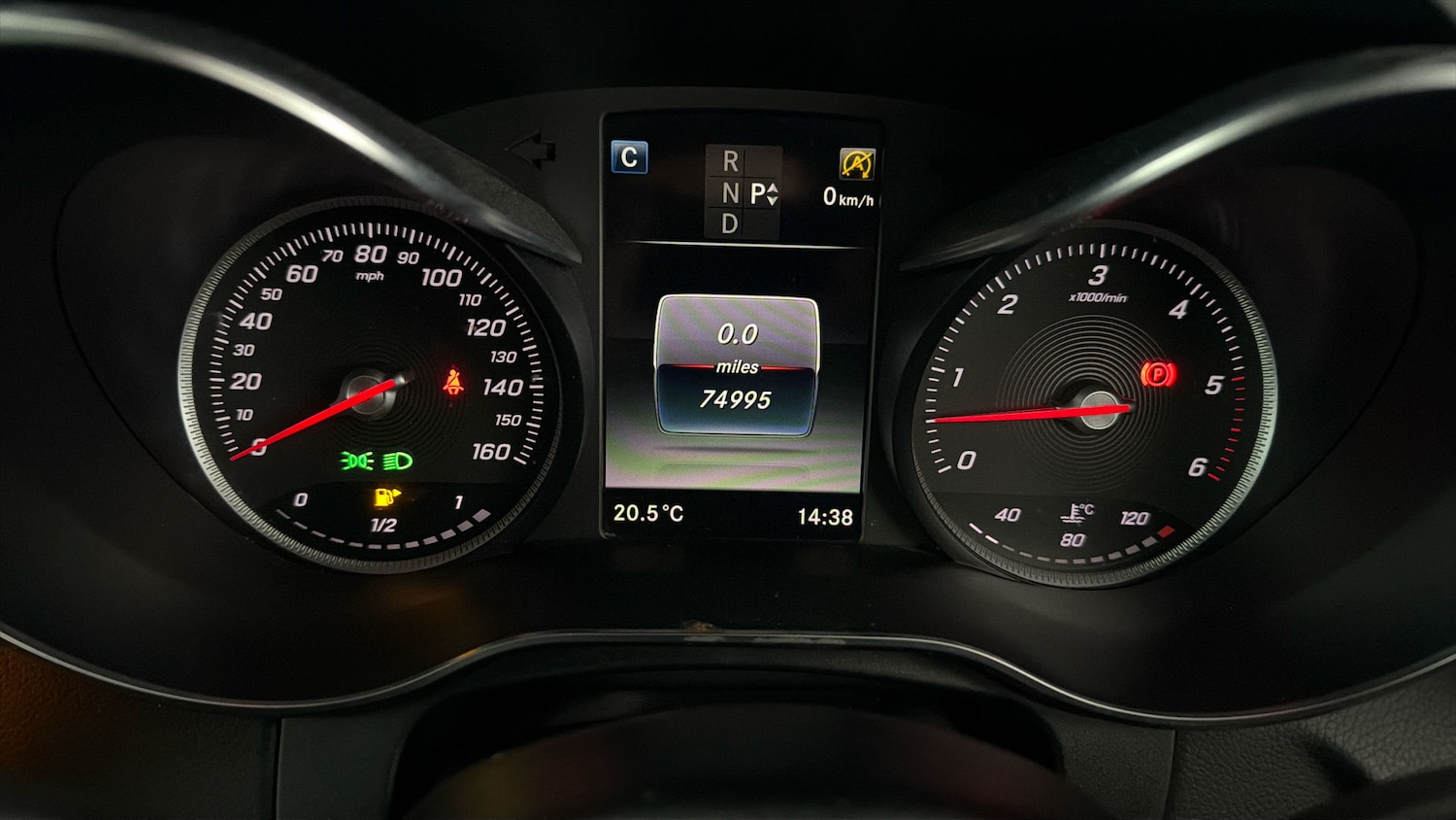 Used Mercedes-Benz GLC 2018 for sale - 77947229: Photo 26