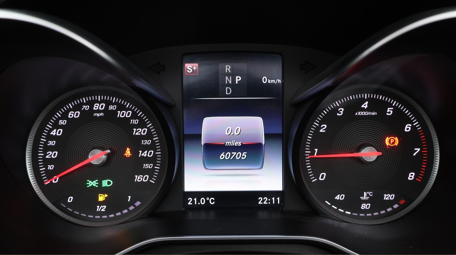 Used Mercedes-Benz C Class 2018 for sale - 76226165: Photo 11