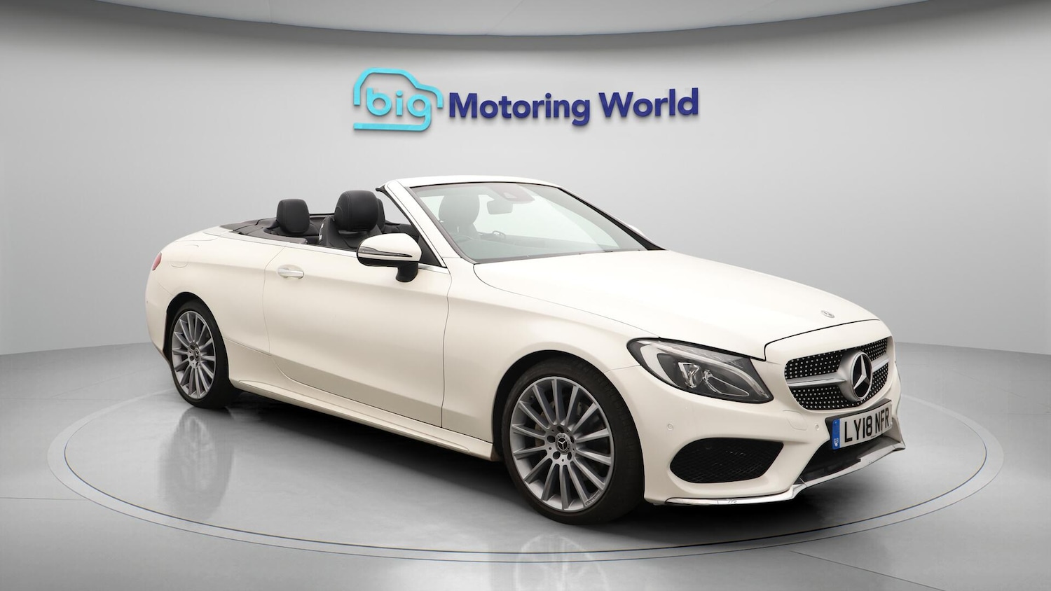 Used Mercedes-Benz C Class 2018 for sale - 76226165: Photo 2