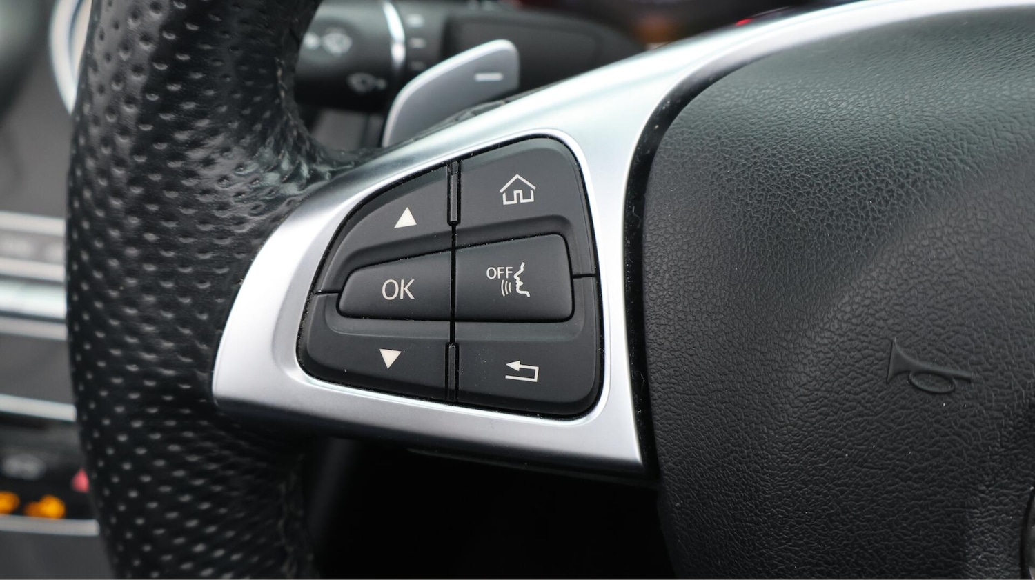 Used Mercedes-Benz C Class 2018 for sale - 76226165: Photo 26