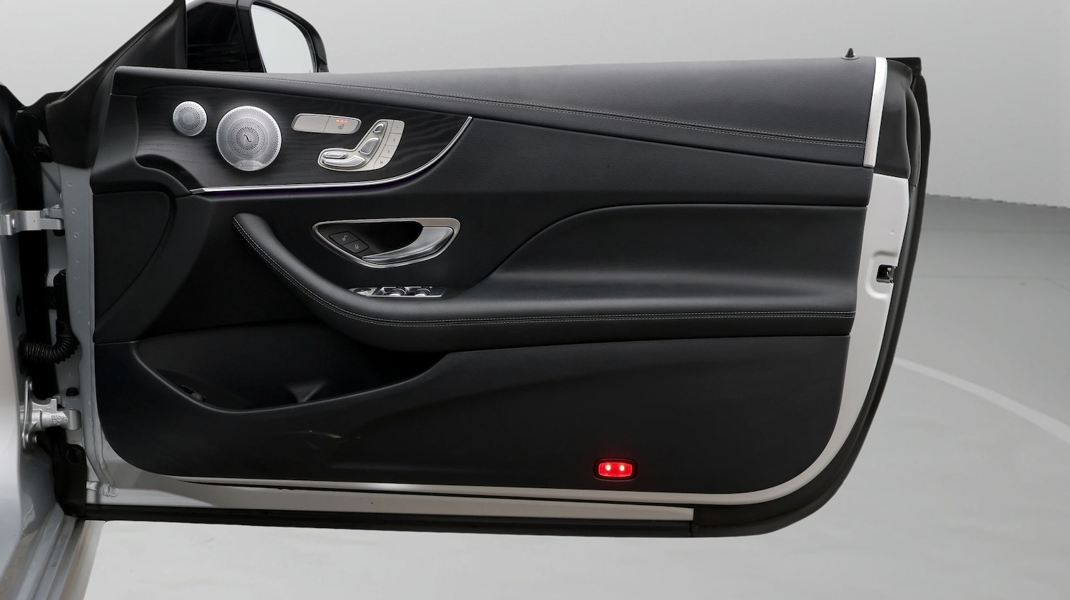 Used Mercedes-Benz E Class for sale - 77749600: Photo 15