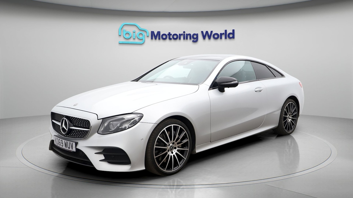 Used Mercedes-Benz E Class for sale - 77749600: Photo 3