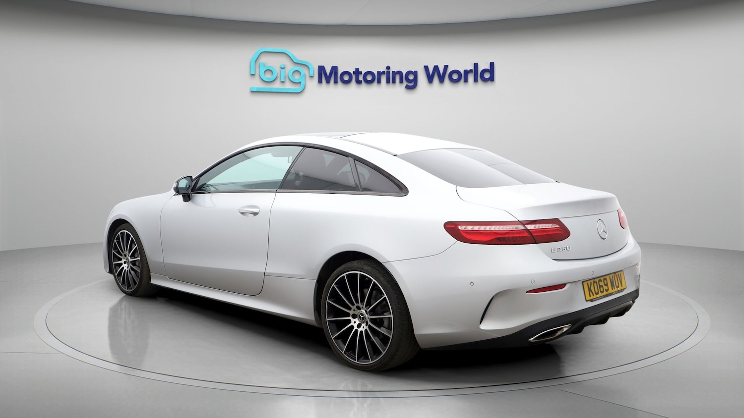 Used Mercedes-Benz E Class for sale - 77749600: Photo 5