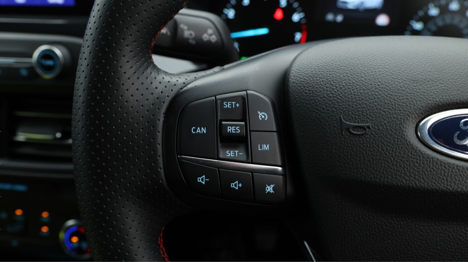 Used Ford Focus 2021 for sale - 77182025: Photo 24