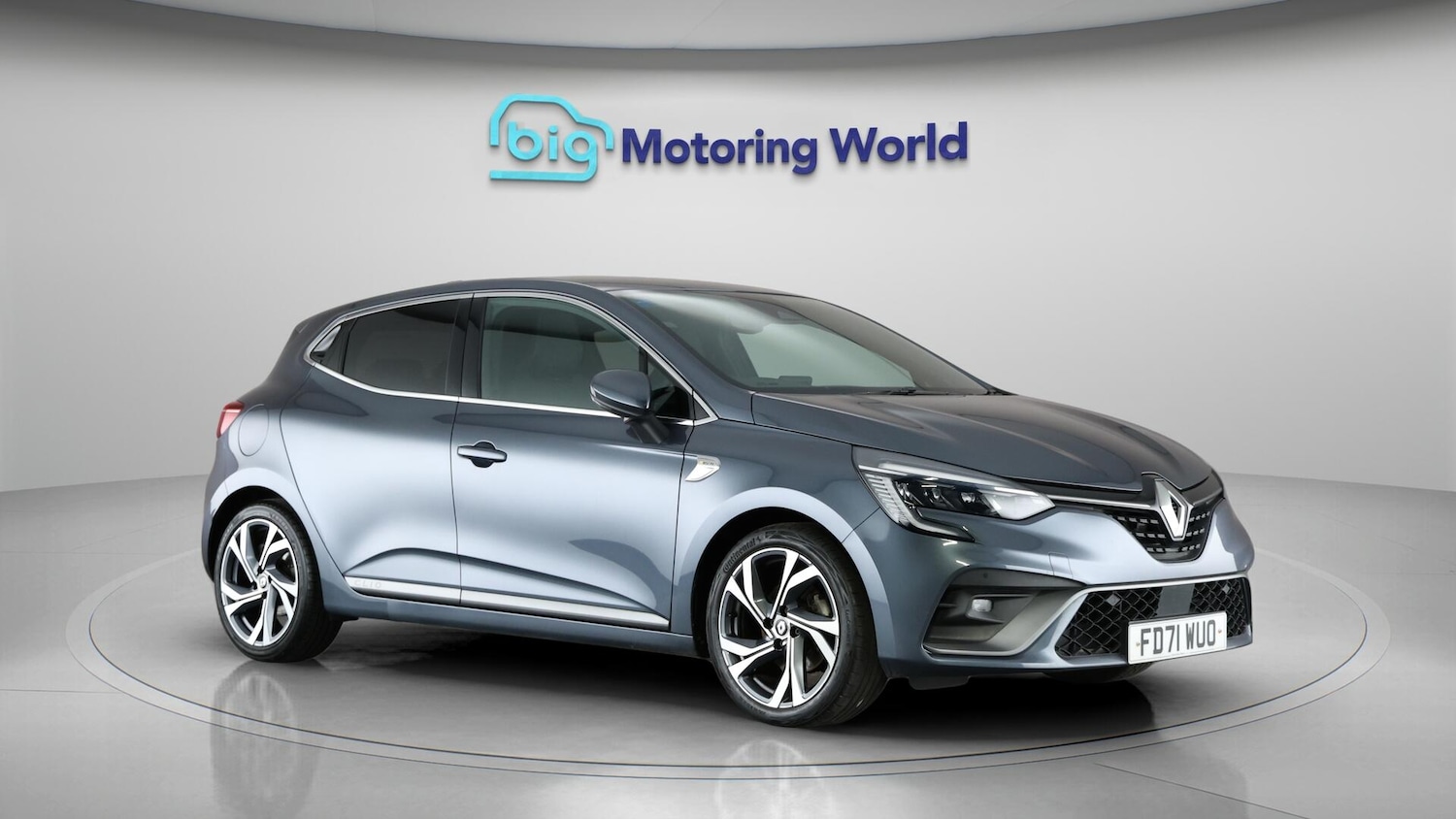 Used Renault Clio 2022 for sale - 76666680: Photo 2