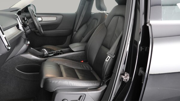 Used Volvo XC40 2021 for sale - 75747021: Photo 14