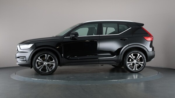 Used Volvo XC40 2021 for sale - 75747021: Photo 42