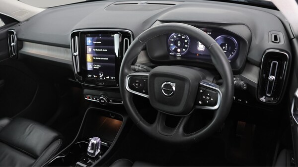 Used Volvo XC40 2021 for sale - 75747021: Photo 9